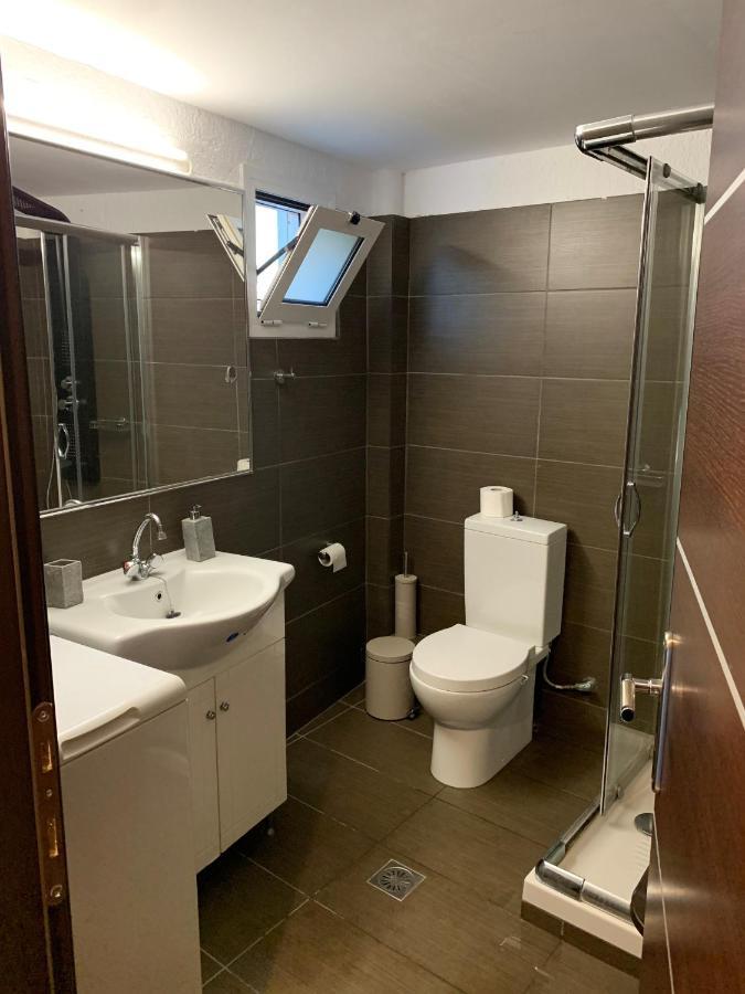 איסטרו Almira Sea View Appartment מראה חיצוני תמונה