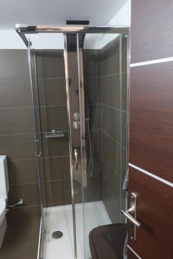 איסטרו Almira Sea View Appartment מראה חיצוני תמונה